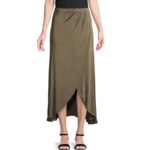 Free People Women’s Wrap Asymmetrical Army Green Maxi Skirt Fall Flow Size M NWT